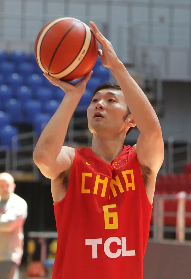 济南男篮后卫突破自我,贡献胜利 济南男篮后卫突破自我,贡献胜利