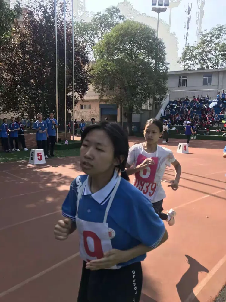 队员们拼尽全力,无悔拼搏的赛后反思 队员们拼尽全力,无悔拼搏的赛后反思