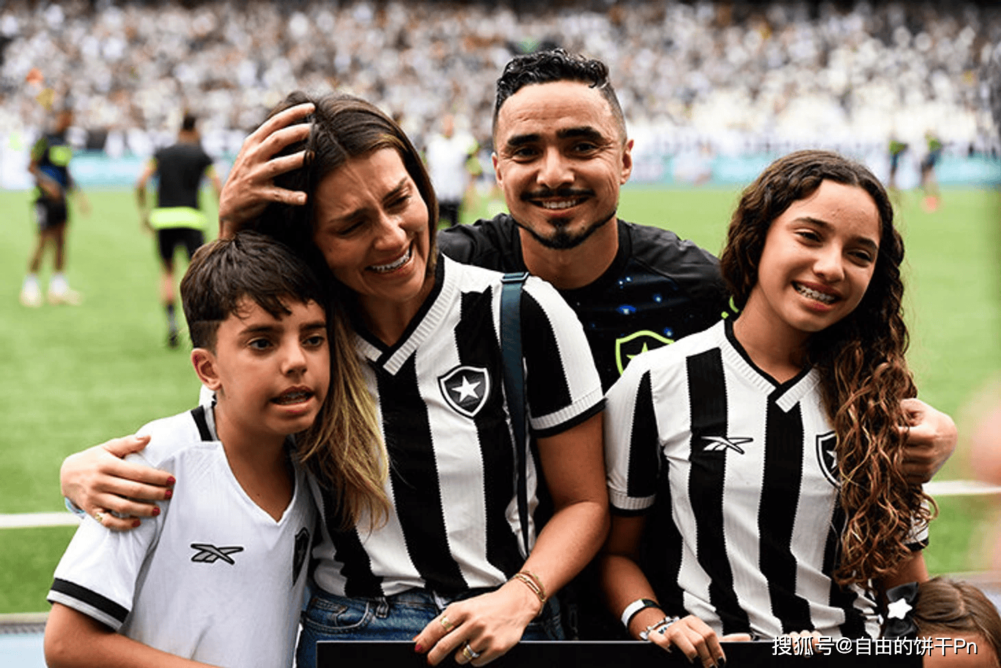 重要球员突然宣布退役,球迷震惊无比 重要球员突然宣布退役,球迷震惊无比