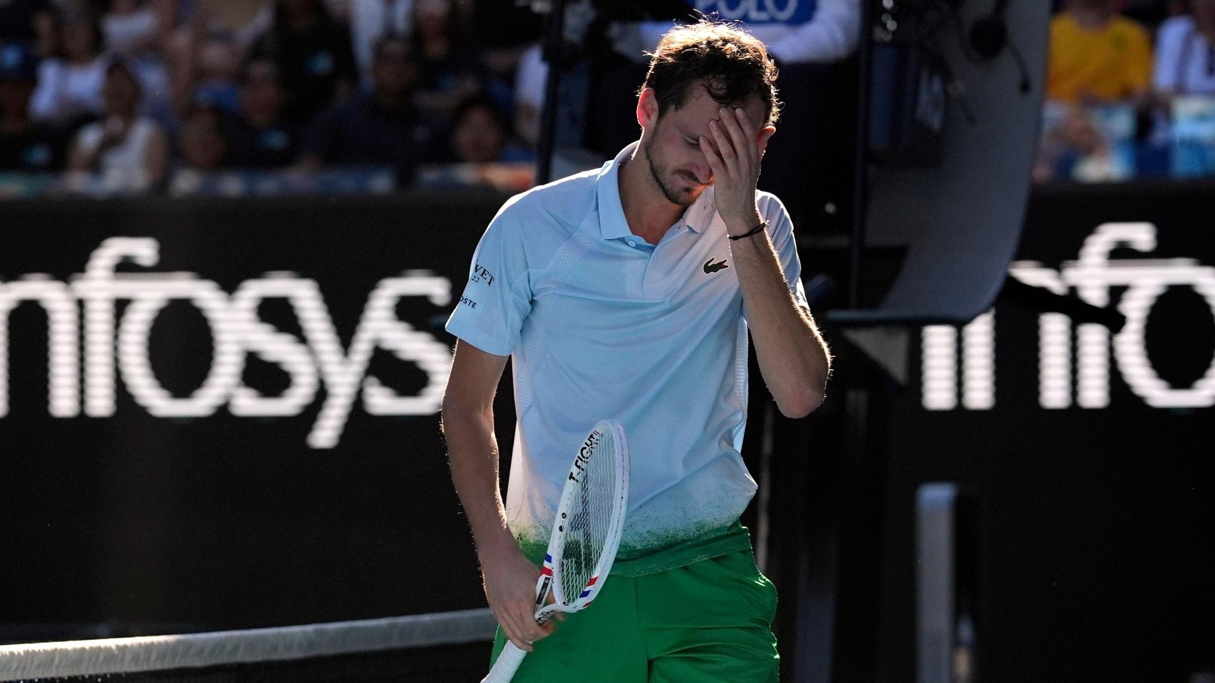 法国网球队力克英国网球队，梅德韦杰夫统治全场的简单介绍