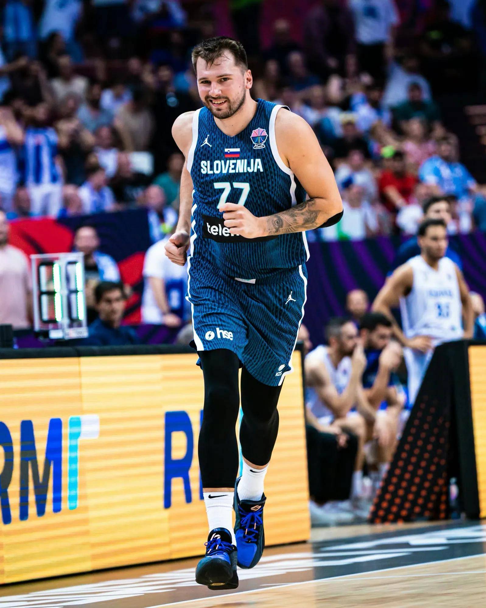 关于阿根廷男篮翻盘猛龙，东契奇打破历史纪录的信息