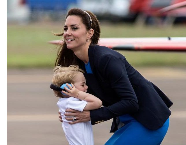 关于国王横扫天津队，乔治带队取胜的信息