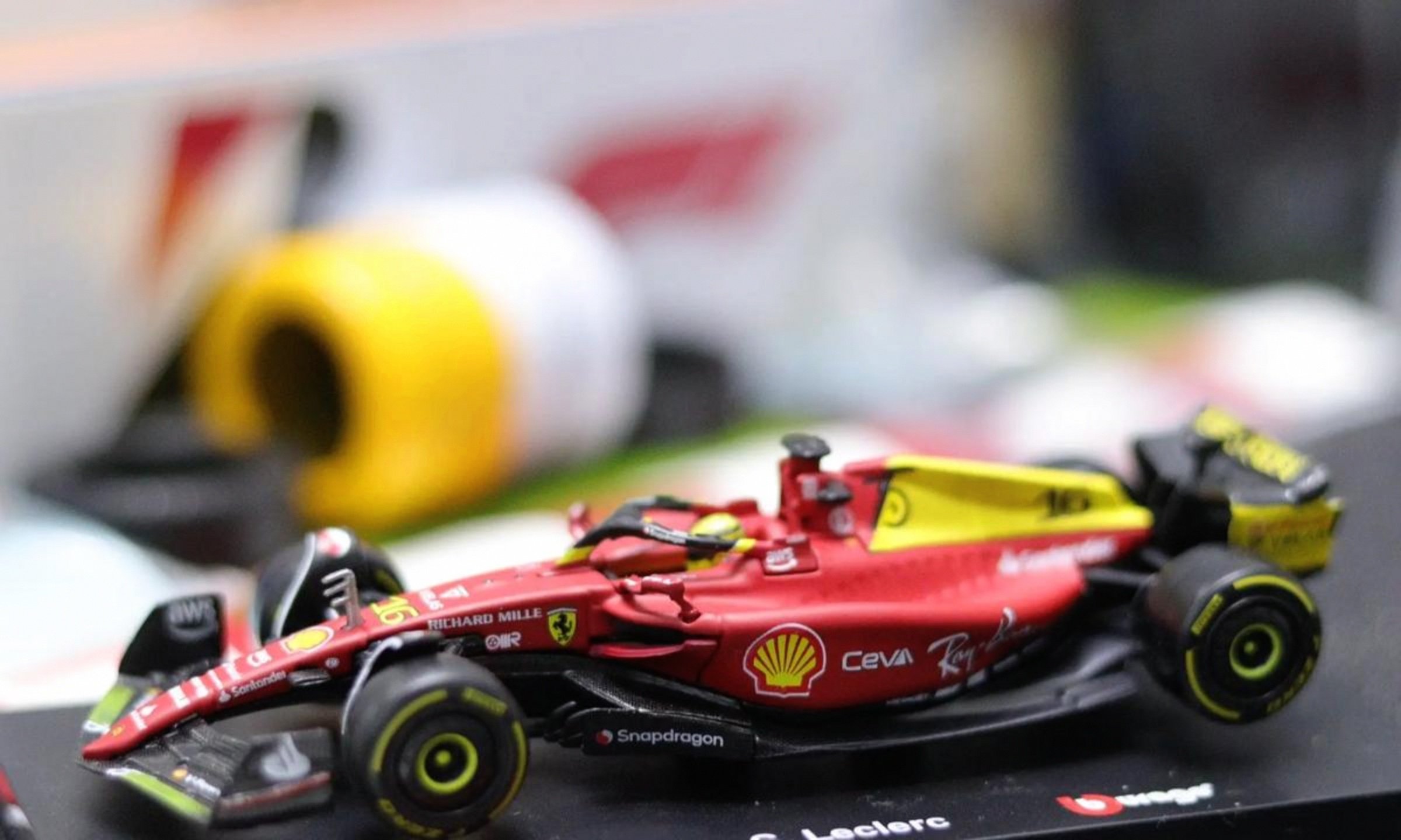 梅赛德斯完胜法拉利,勒克莱尔扛起全队的简单介绍 梅赛德斯完胜法拉利,勒克莱尔扛起全队的简单介绍