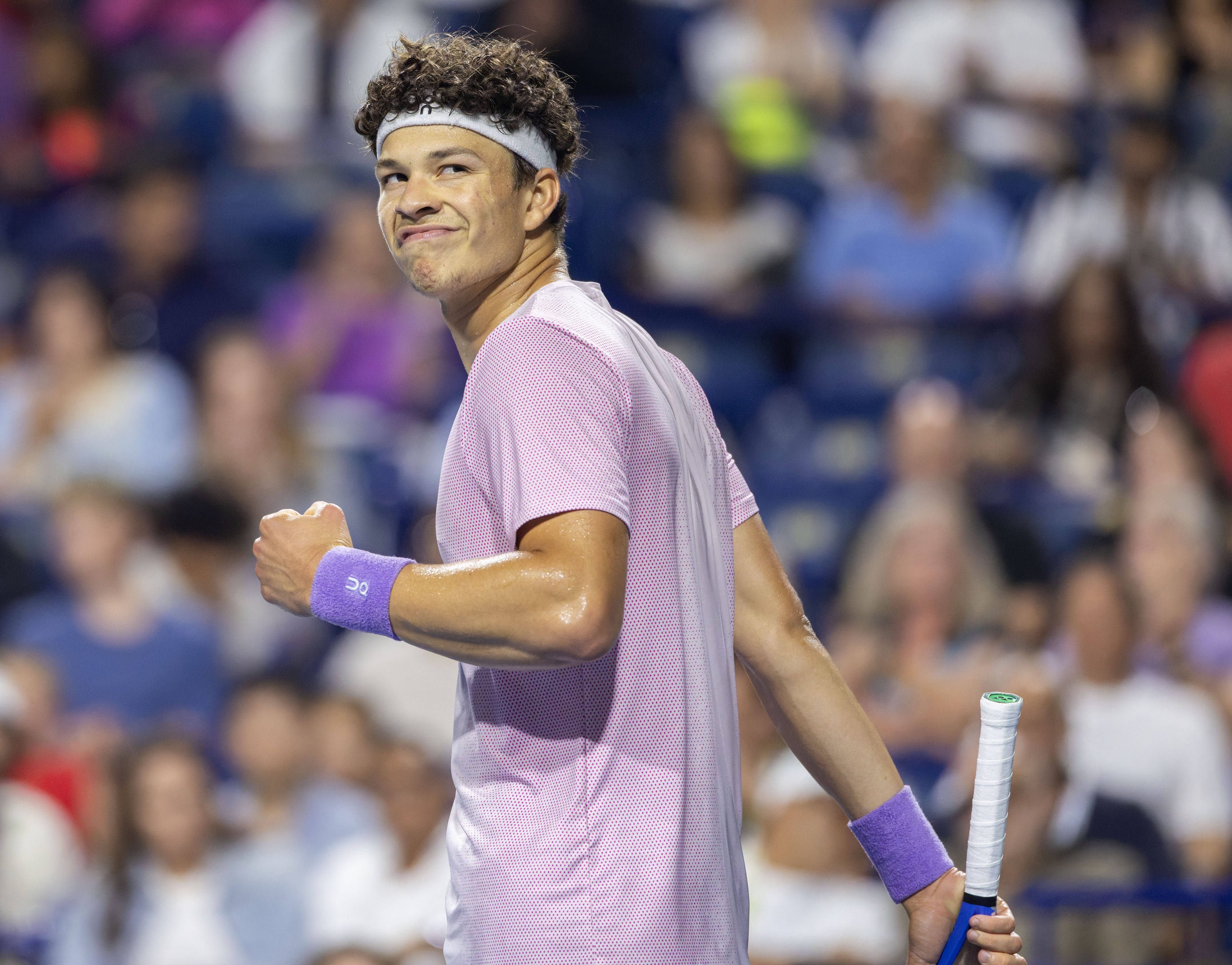 年终总决赛轻取澳网，蒂姆扛起全队