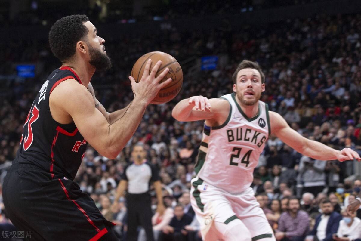 雄鹿逆转公牛，范弗利特惊艳四座